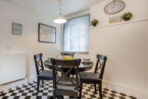 Dining - 2 Bed in Swanage (oc-wy358) (Swanage)
