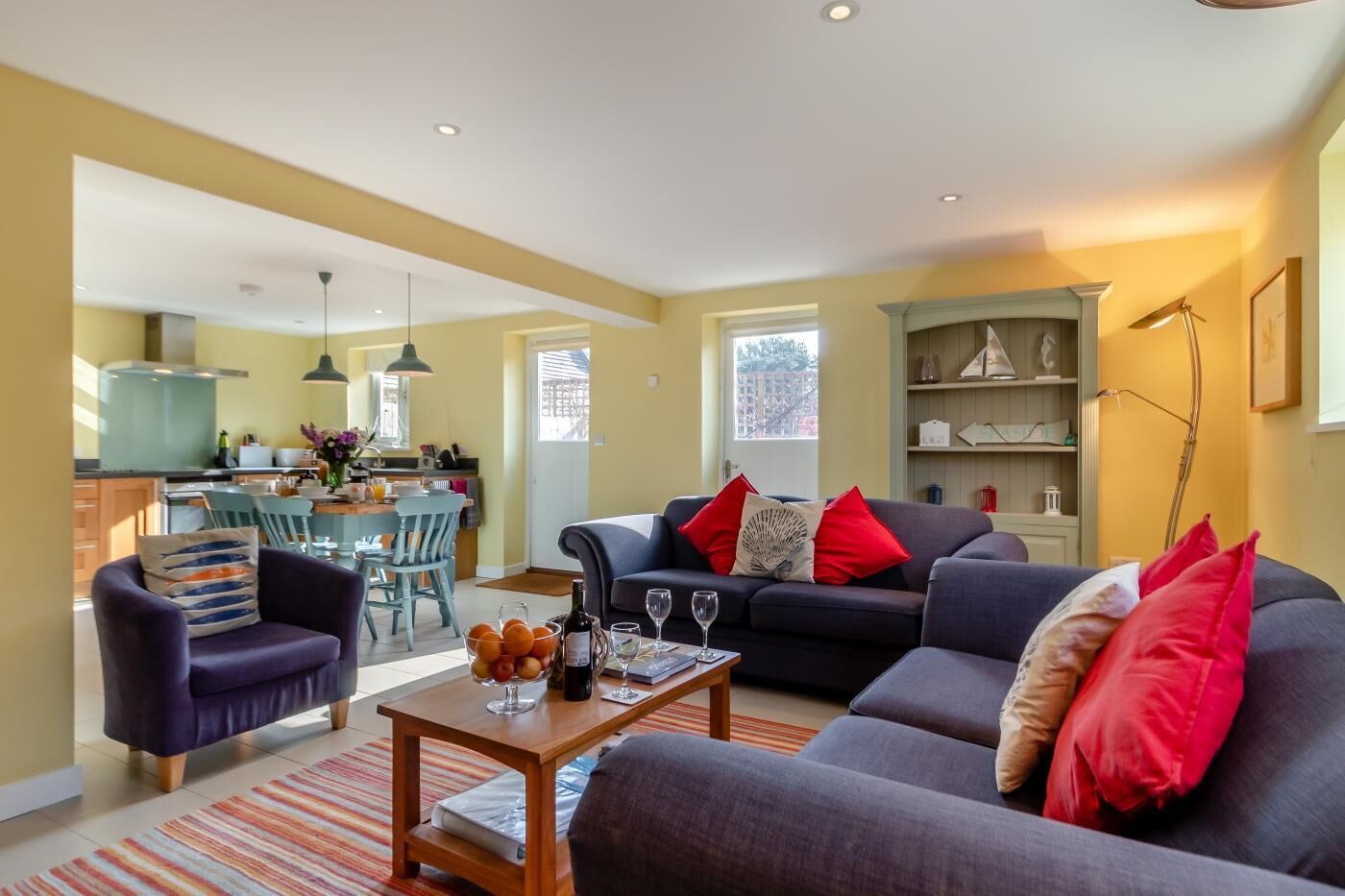 Télévision, cheminée