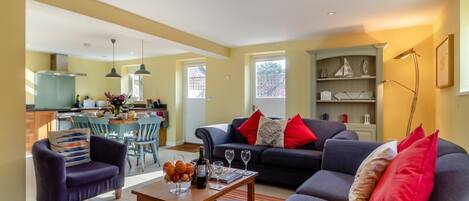 Télévision, cheminée