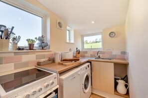 Micro-ondes, four, lave-vaisselle