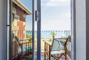 Interior - 1 Bed in Swanage (oc-wy372) (Swanage)