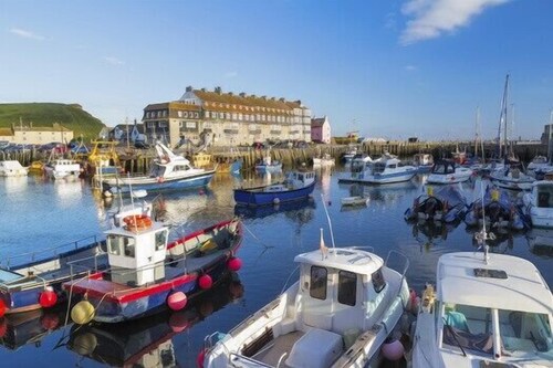 1 Bed in West Bay (oc-wy537)