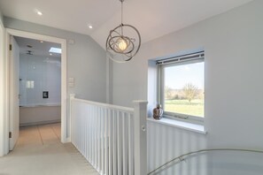Interior - 3 Bed in Knodishall (oc-ebco) (Knodishall)