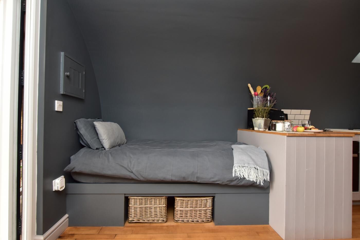 Fer et planche à repasser, Wi-Fi gratuit, draps fournis