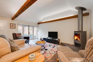 Fernseher, Kamin