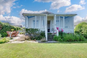 Exterior - 3 Bed in Swanage (oc-wy127) (Swanage)
