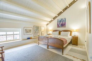 Iron/ironing board, free WiFi, bed sheets - 2 Bed in Snape (oc-cou) (Snape)