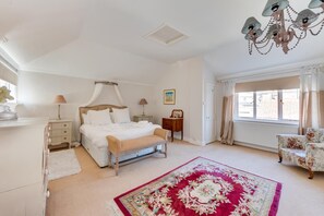 Iron/ironing board, travel crib, free WiFi, bed sheets - 1 Bed in Southwold (oc-rest) (Southwold)