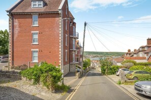 Exterior - 2 Bed in Swanage (oc-wy514) (Swanage)