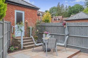 Outdoor dining - 2 Bed in Weobley (oc-c32945) (Weobley)