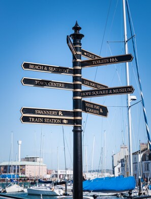 Marina - 2 Bed in Weymouth (oc-wy518) (Weymouth)