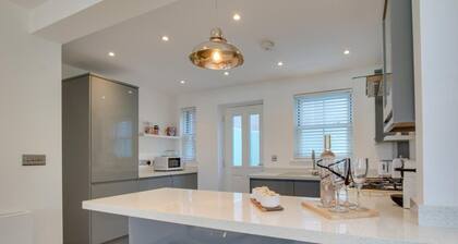 2 Bed in Weymouth (oc-wy518)