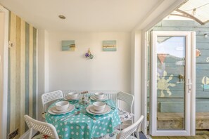 Dining - 2 Bed in Weymouth (oc-wy492) (Weymouth)