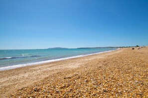 Beach - 2 Bed in Weymouth (oc-wy406) (Weymouth)