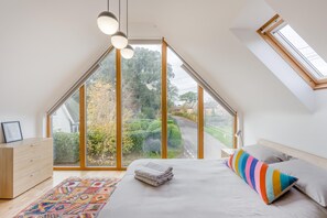 Fer et planche à repasser, Wi-Fi gratuit, draps fournis