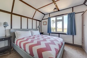 3 chambres, fer et planche à repasser, Wi-Fi gratuit, draps fournis
