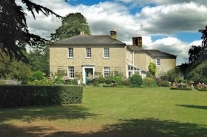 Exterior - 1 Bed in Parham (oc-gdnv) (Parham)