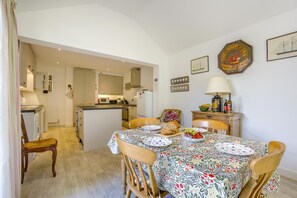 Dining - 2 Bed in Southwold (oc-wol) (Southwold)