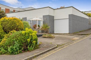Exterior - 1 Bed in Swanage (oc-wy549) (Swanage)