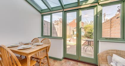 2 Bed in Woodbridge (oc-tlh)