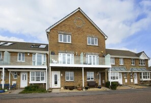 Exterior - 3 Bed in Wyke Regis (oc-wy511) (Weymouth)