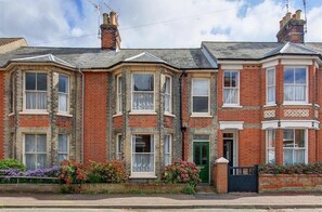 Exterior - 4 Bed in Southwold (oc-sl140) (Southwold)