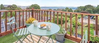 3 Bed in Mumbles (oc-m33090)