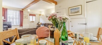 3 Bed in Woodbridge (oc-h23)