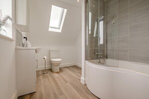 Towels - 2 Bed in Tintagel (oc-g33170) (Tintagel)