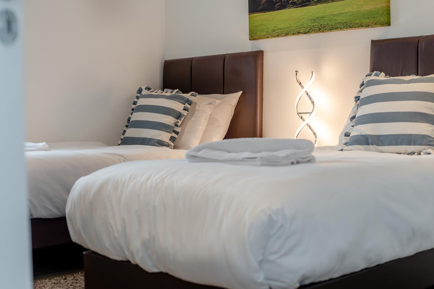 Free WiFi, bed sheets