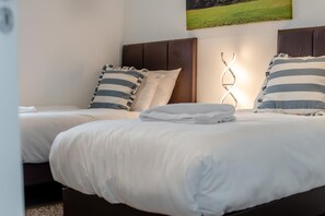 Free WiFi, bed sheets - 2 Bed in Tintagel (oc-g33170) (Tintagel)