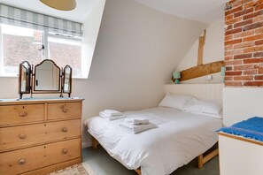 3 bedrooms, iron/ironing board, free WiFi, bed sheets - 3 Bed in Woodbridge (oc-acot) (Woodbridge)