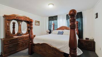3 chambres, accès au Wi-Fi (inclus), literie fournie