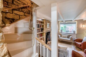 Interior - 3 Bed in Robin Hoods Bay (oc-s33129) (Robin Hood's Bay)