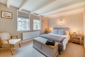 Free WiFi, bed sheets - 3 Bed in Robin Hoods Bay (oc-s33129) (Robin Hood's Bay)