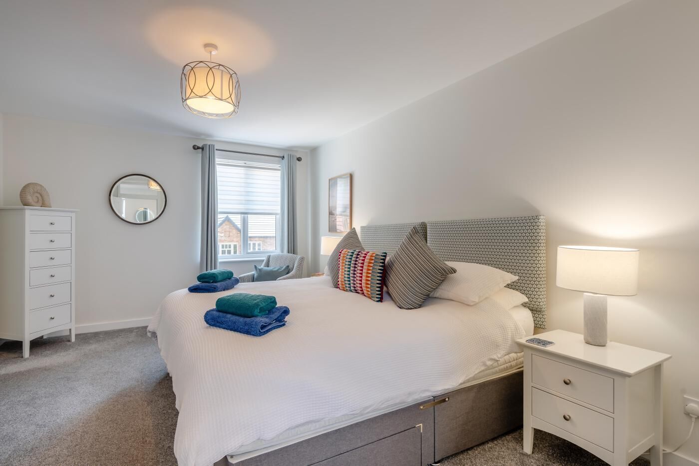 3 bedrooms, iron/ironing board, travel crib, WiFi (free)