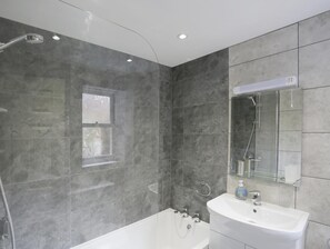 Towels - 2 Bed in Southwold (oc-che) (Southwold)