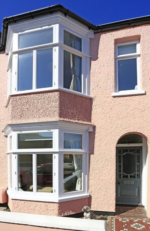 Exterior detail - 3 Bed in Southwold (oc-sl104) (Southwold)