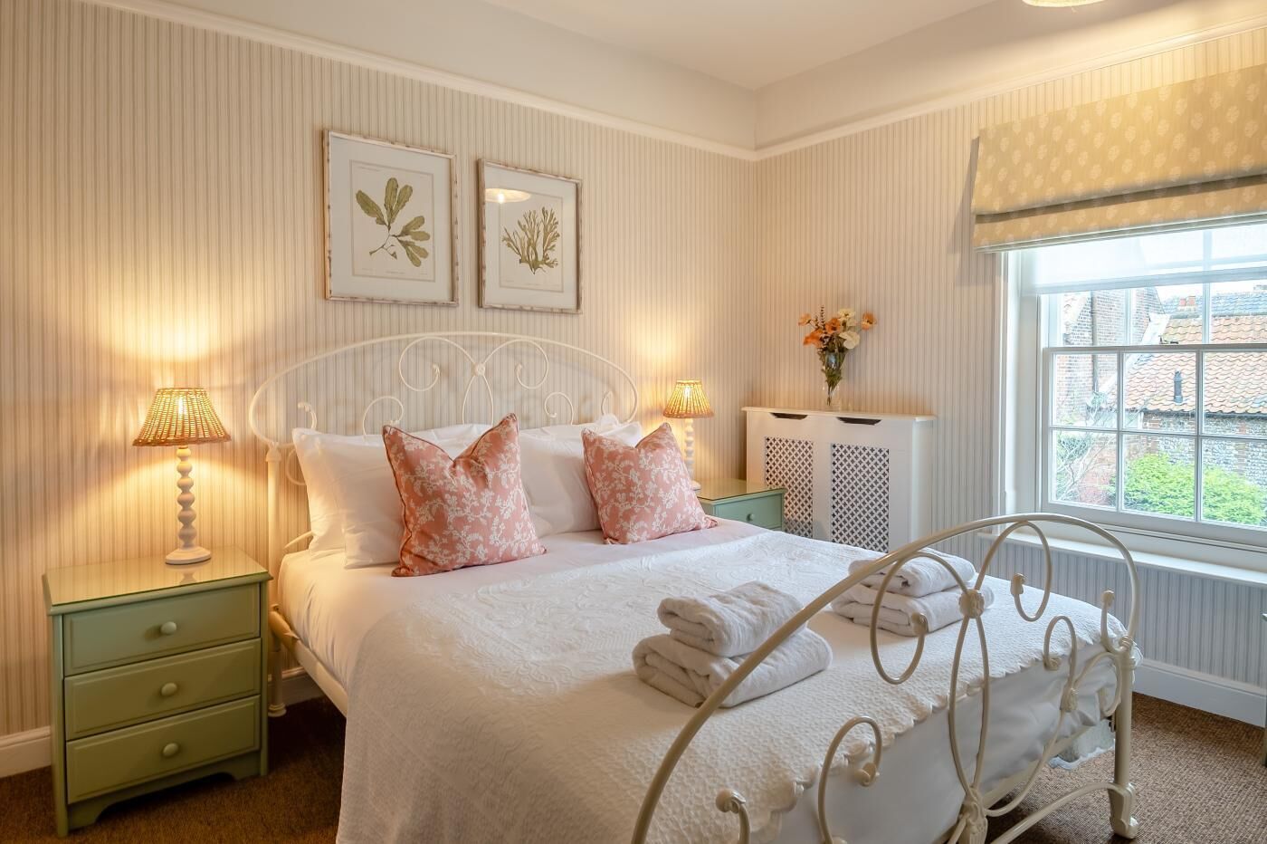 4 chambres, fer et planche à repasser, Wi-Fi gratuit, draps fournis
