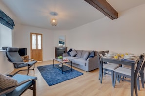 TV - 2 Bed in Seahouses (oc-nb1946) (Seahouses)