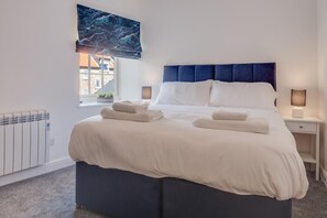 Iron/ironing board, free WiFi, bed sheets - 2 Bed in Seahouses (oc-nb1946) (Seahouses)