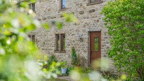 Exterior - 4 Bed in Hawes (oc-g33122) (Hawes)