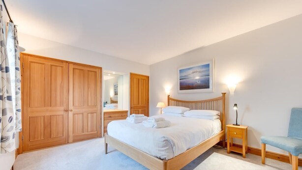 2 bedrooms, iron/ironing board, WiFi (free), bed sheets - 2 Bed in Southwold (oc-weh) (Southwold)