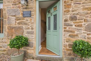 Exterior detail - 3 Bed in Melkridge (oc-b33370) (Melkridge)