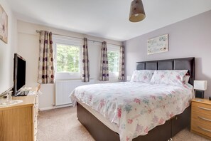 3 chambres, fer et planche à repasser, accès au Wi-Fi (inclus)