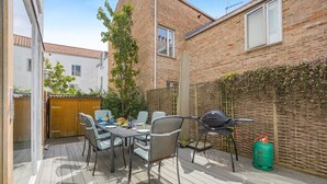 Outdoor dining - 3 Bed in Southwold (oc-ftw) (Southwold)