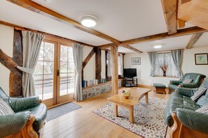 TV - 2 Bed in Y Drenewydd (oc-waa401) (Adfa)