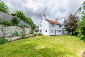 Exterior - 4 Bed in Eastbridge (oc-bricot) (East Bridge)