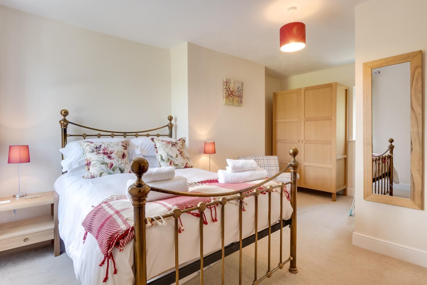 Iron/ironing board, free WiFi, bed sheets