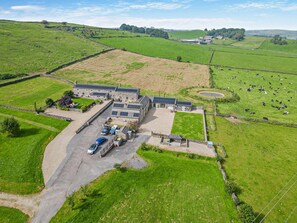 Exterior - 2 Bed in Brassington (oc-dcgrif) (England)